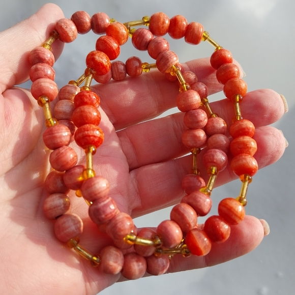 Elegant Argentinian Rhodochrosit Beaded Necklace - Picture 9 of 12